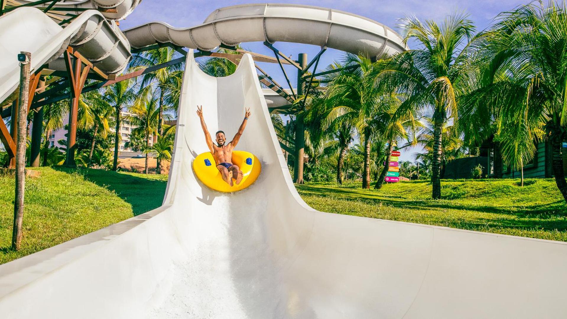 Celebration Resort Olimpia By Hot Beach Экстерьер фото A water slide